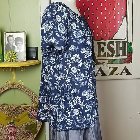 Lucky Brand ⭐ Floral Short Sleeve Top - Picture 3 of 5